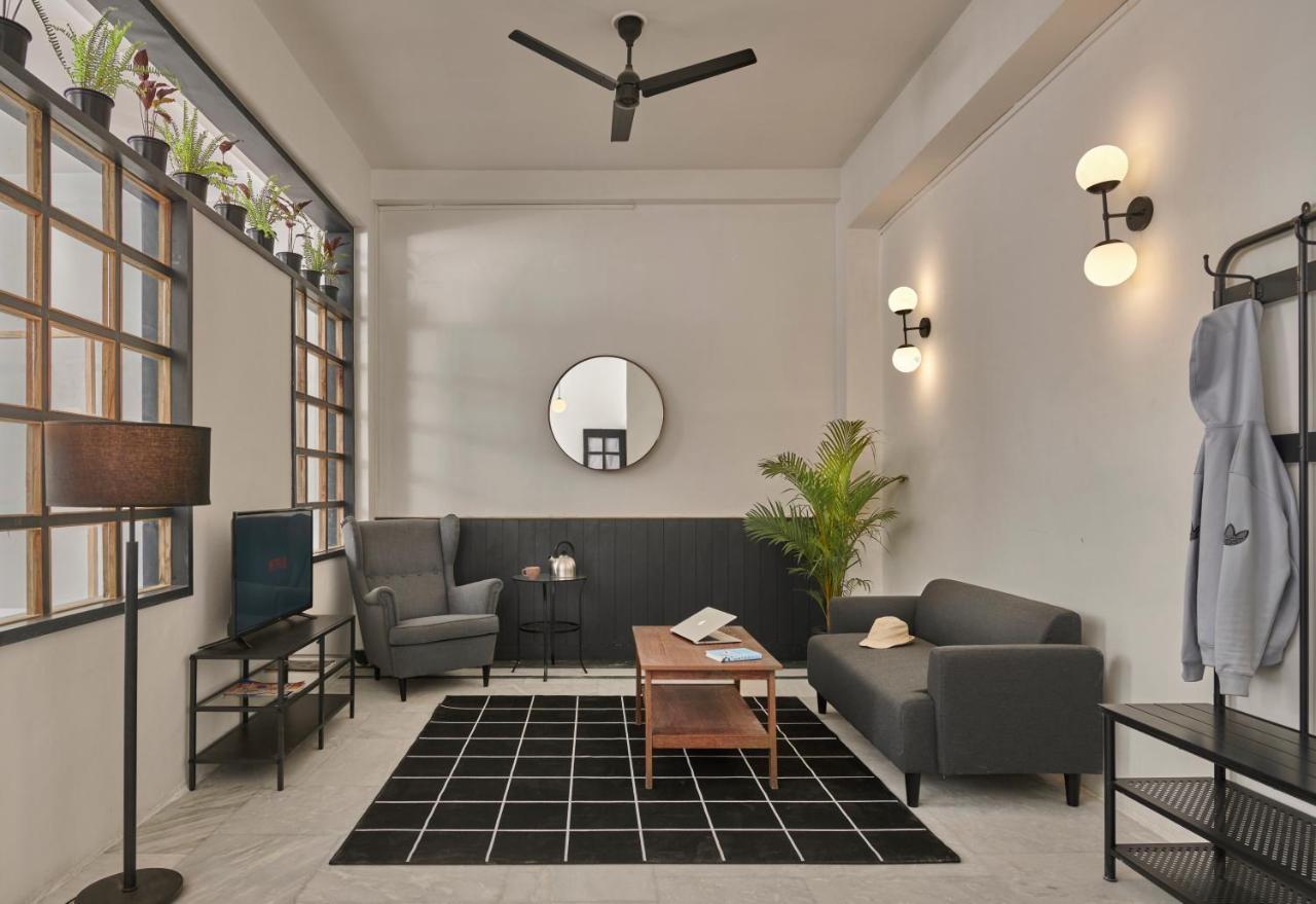 Apartamento Poshtel Vns Varanasi Exterior foto
